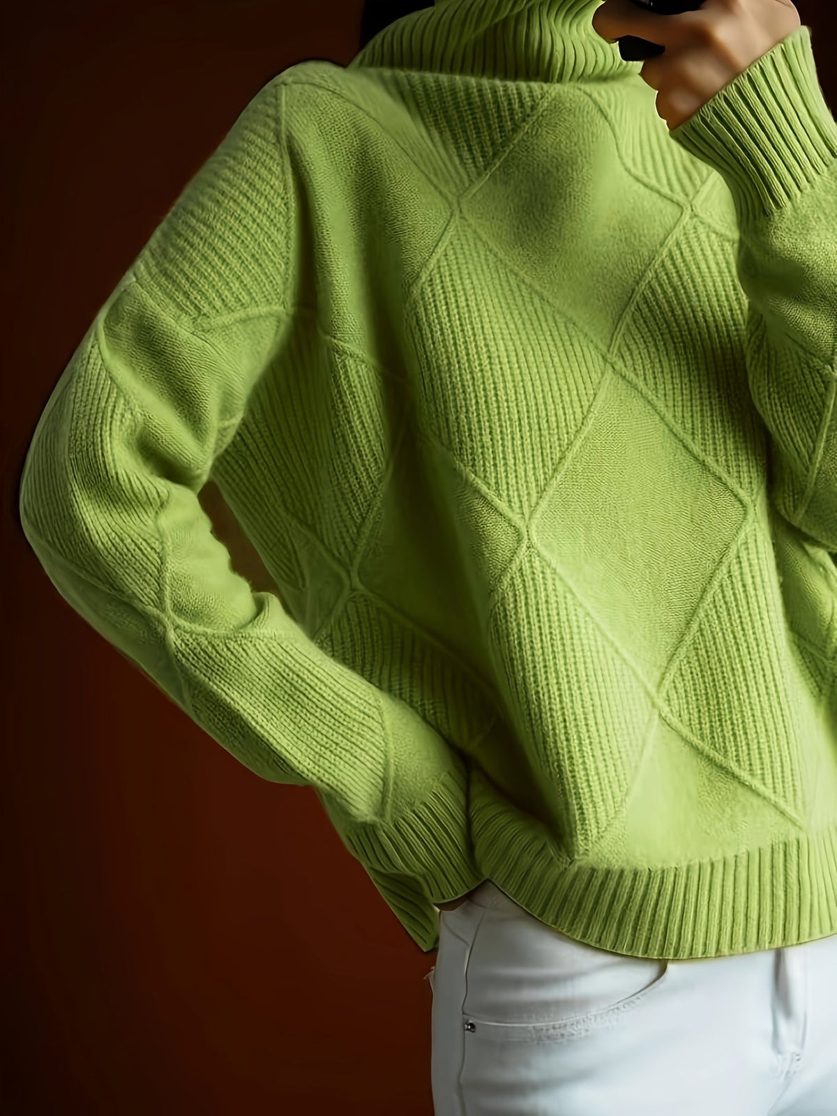 Pull à col roulé et maille à losanges — Amielle Paris
