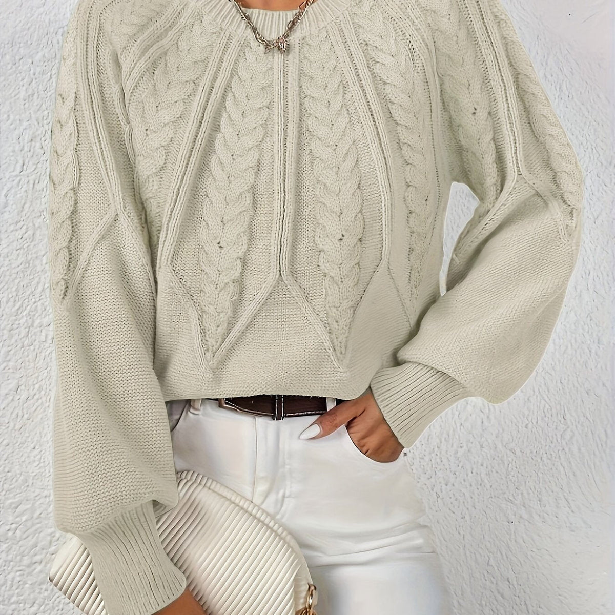 Pull torsadé à col rond Fabienne — Amielle Paris