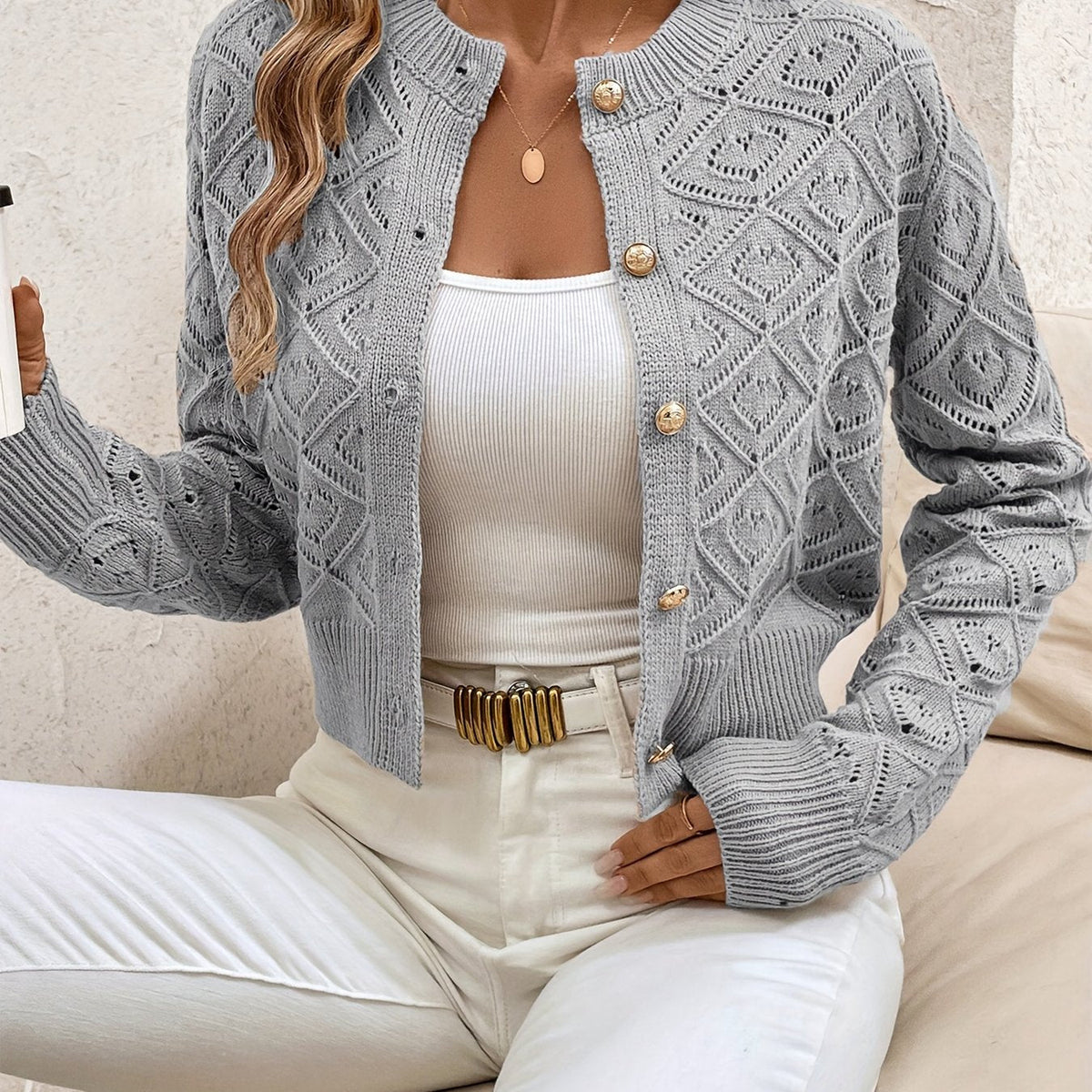 Camille | Gilet en maille à losanges et boutons — Amielle Paris