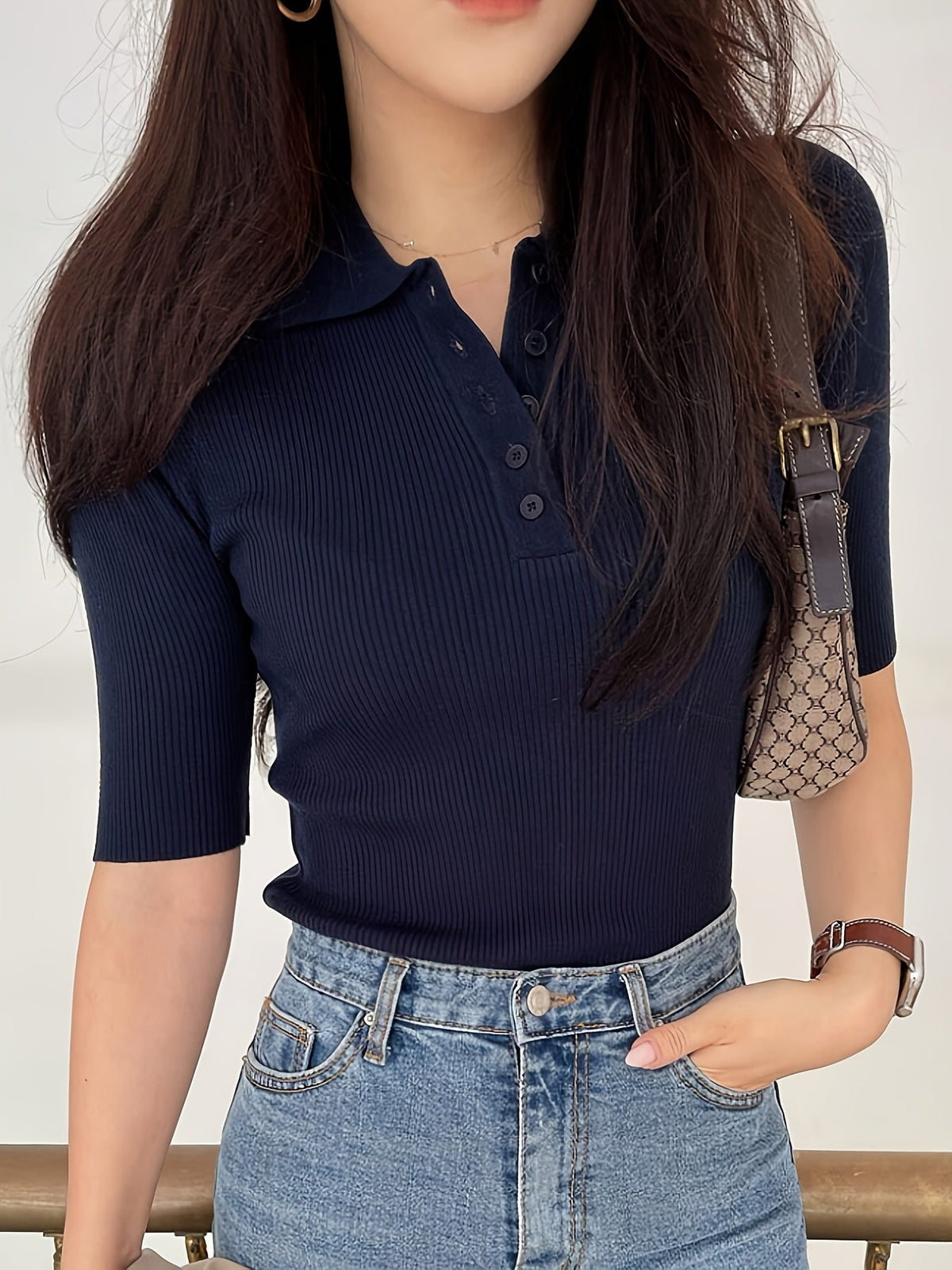 Haut bleu marine côtelé à col polo — Amielle Paris
