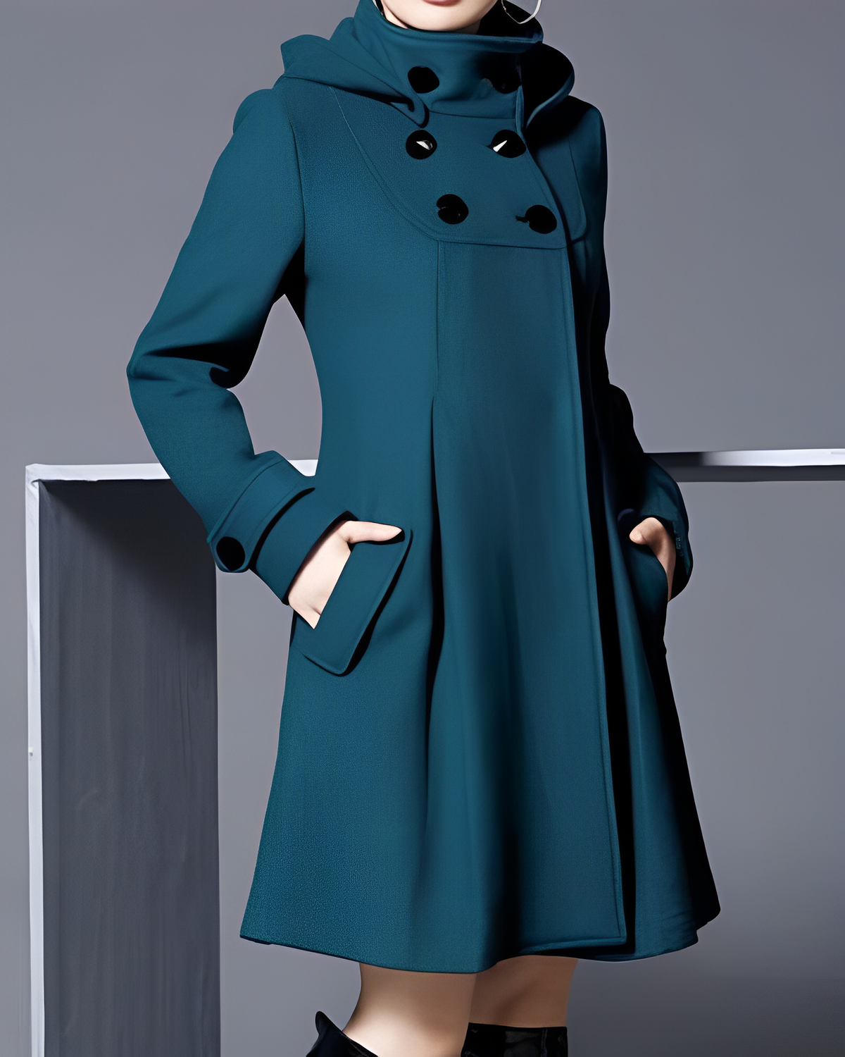 Manteau long à capuche et poches latérales — Amielle Paris