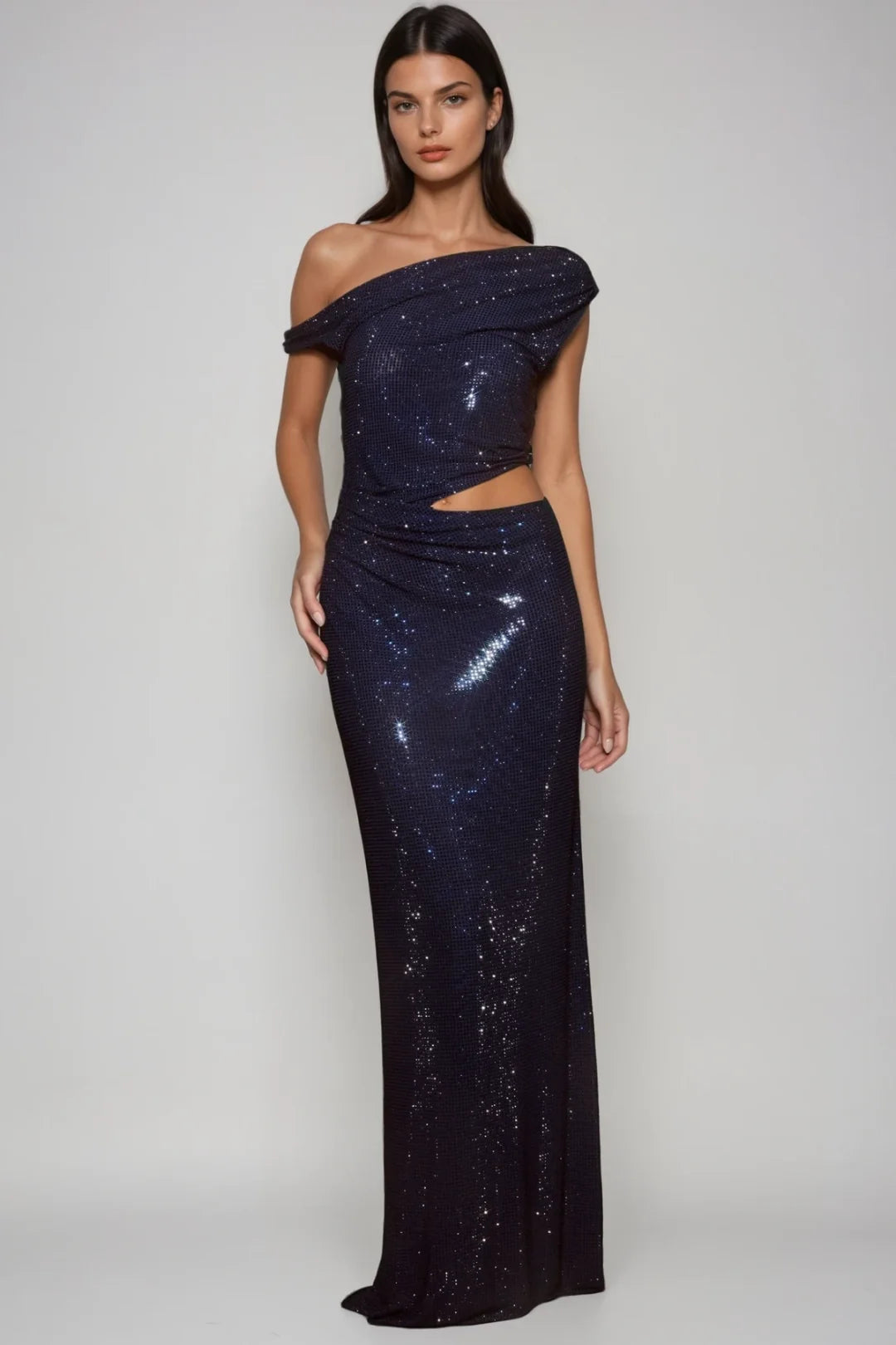 Robe longue à sequins à une épaule — Cassiopée — Amielle Paris