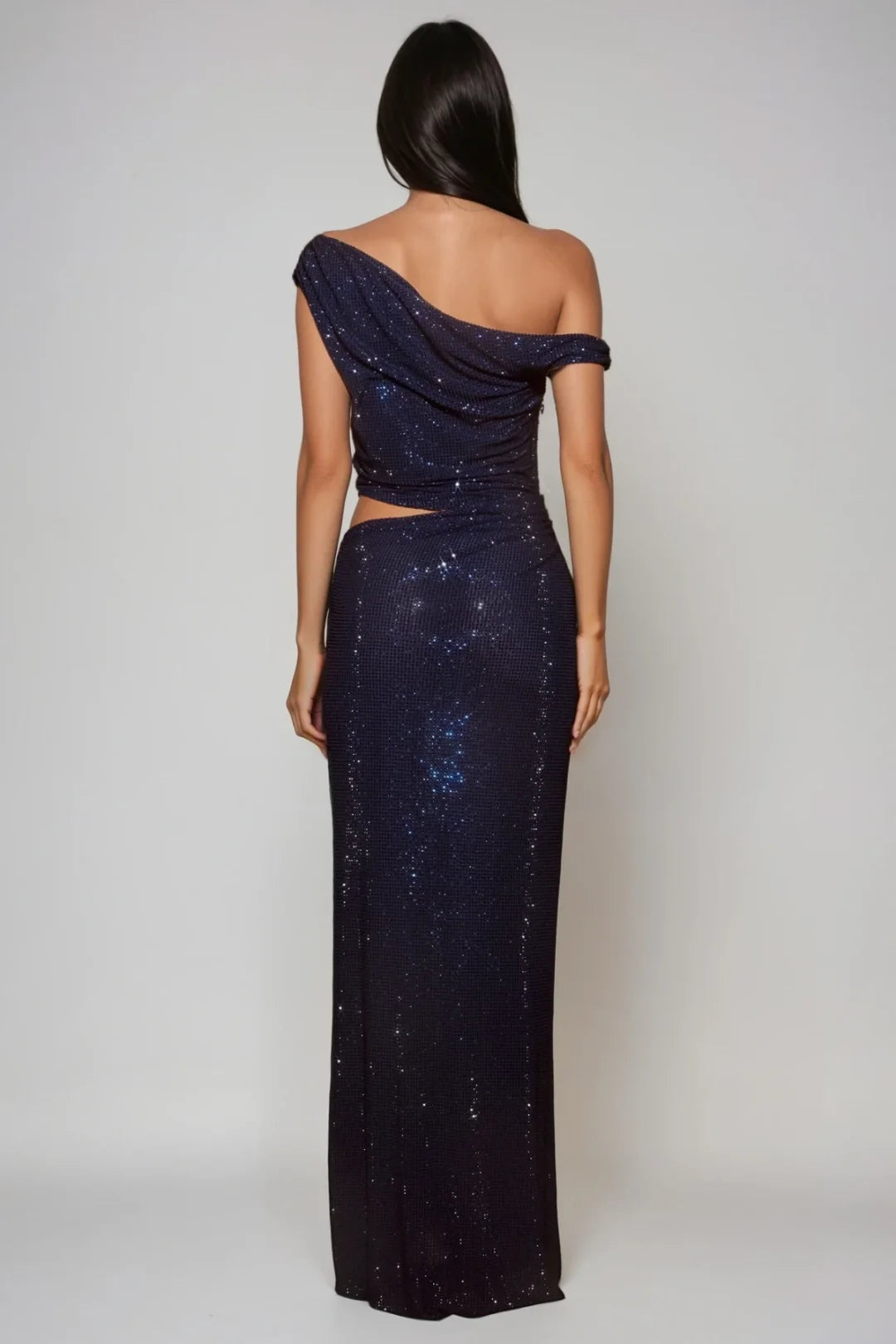 Robe longue à sequins à une épaule — Cassiopée — Amielle Paris
