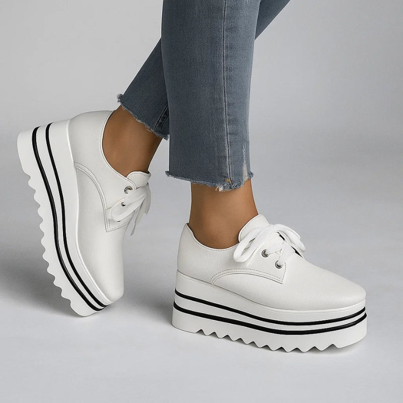 Derbies à plateforme crantée et lacets — Amielle Paris