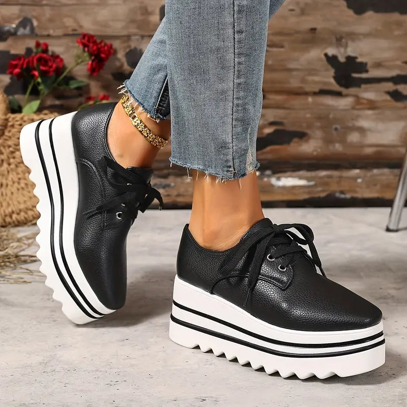 Derbies à plateforme crantée et lacets — Amielle Paris