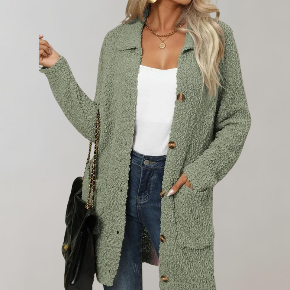 Iris — Cardigan long effet peluche à poches — Amielle Paris