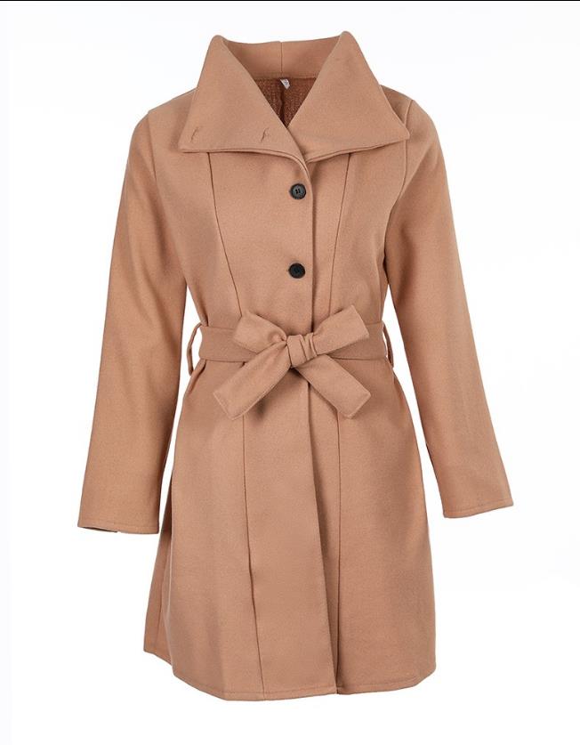 Manteau long à patte boutonnée et ceinture — Amielle Paris