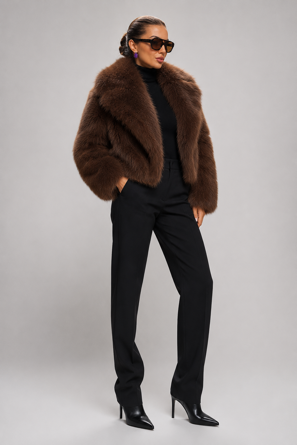 Romane — Veste courte en fausse fourrure — Amielle Paris