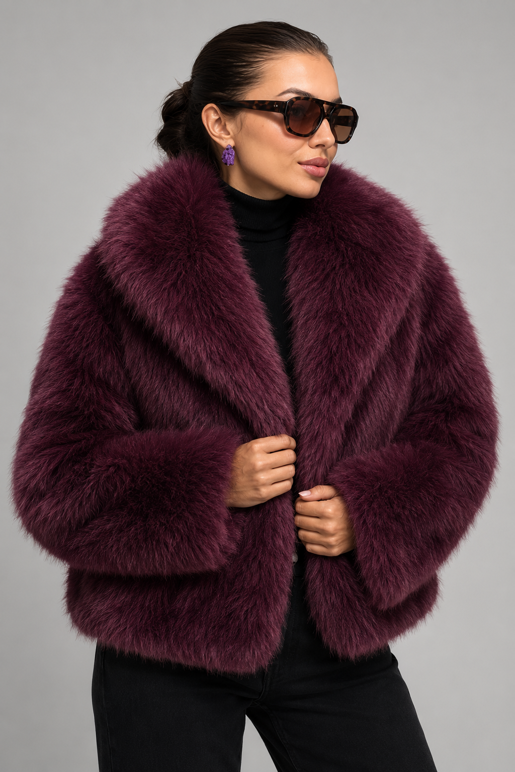 Romane — Veste courte en fausse fourrure — Amielle Paris