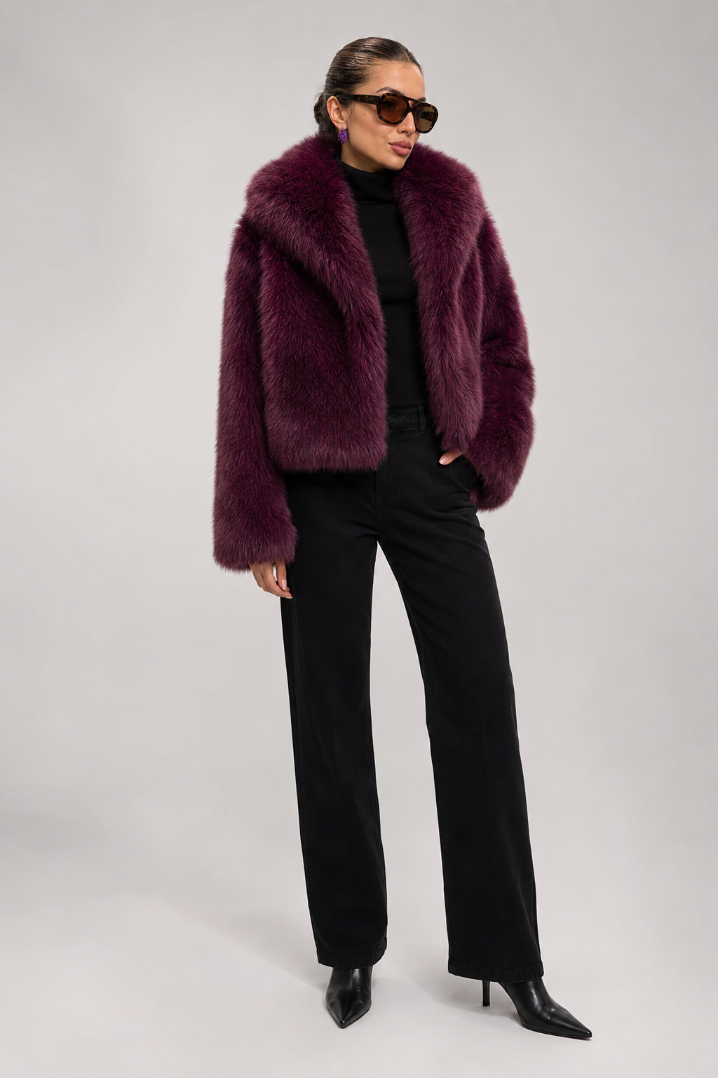 Romane — Veste courte en fausse fourrure — Amielle Paris