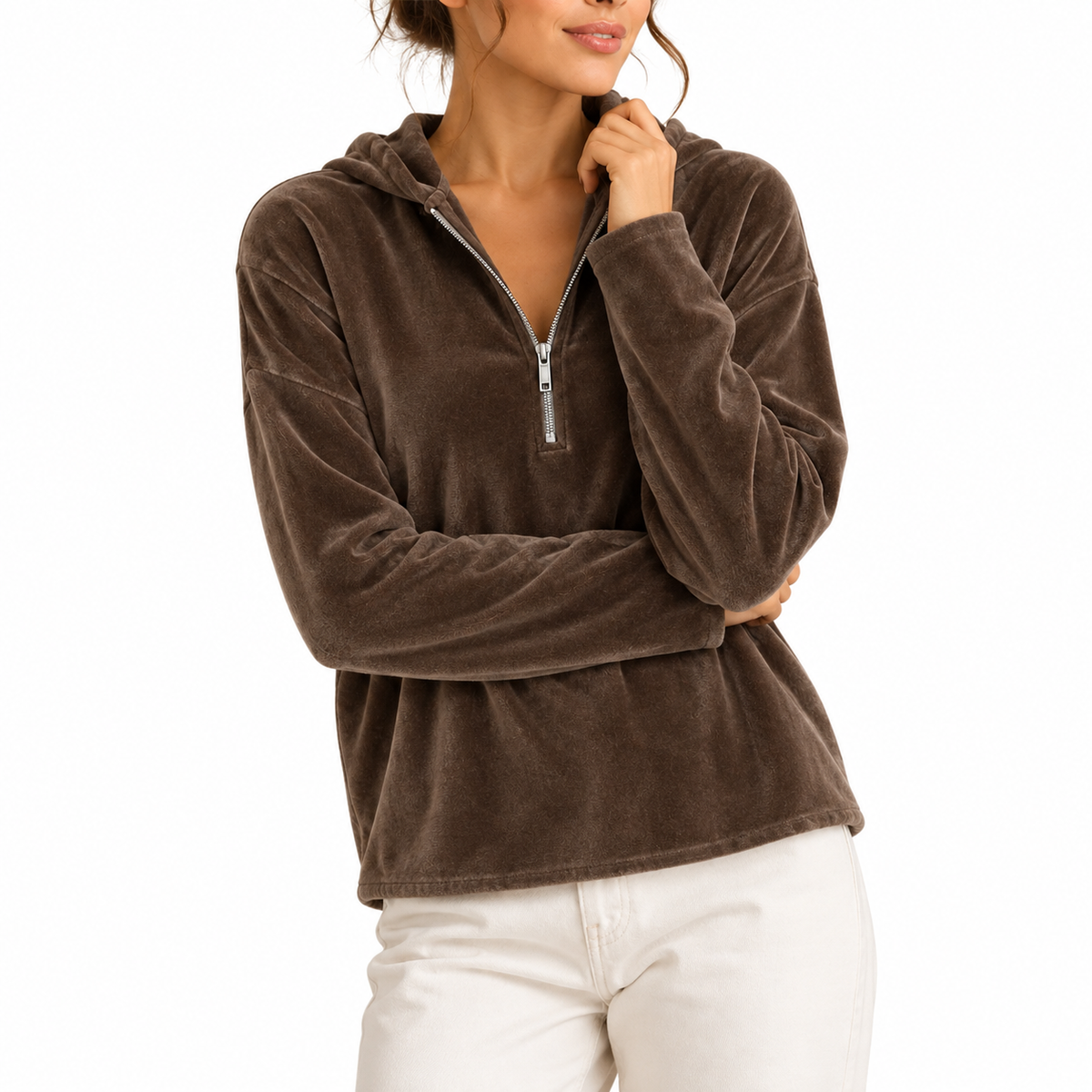 Sweat à capuche texturé et col zippé — Amielle Paris