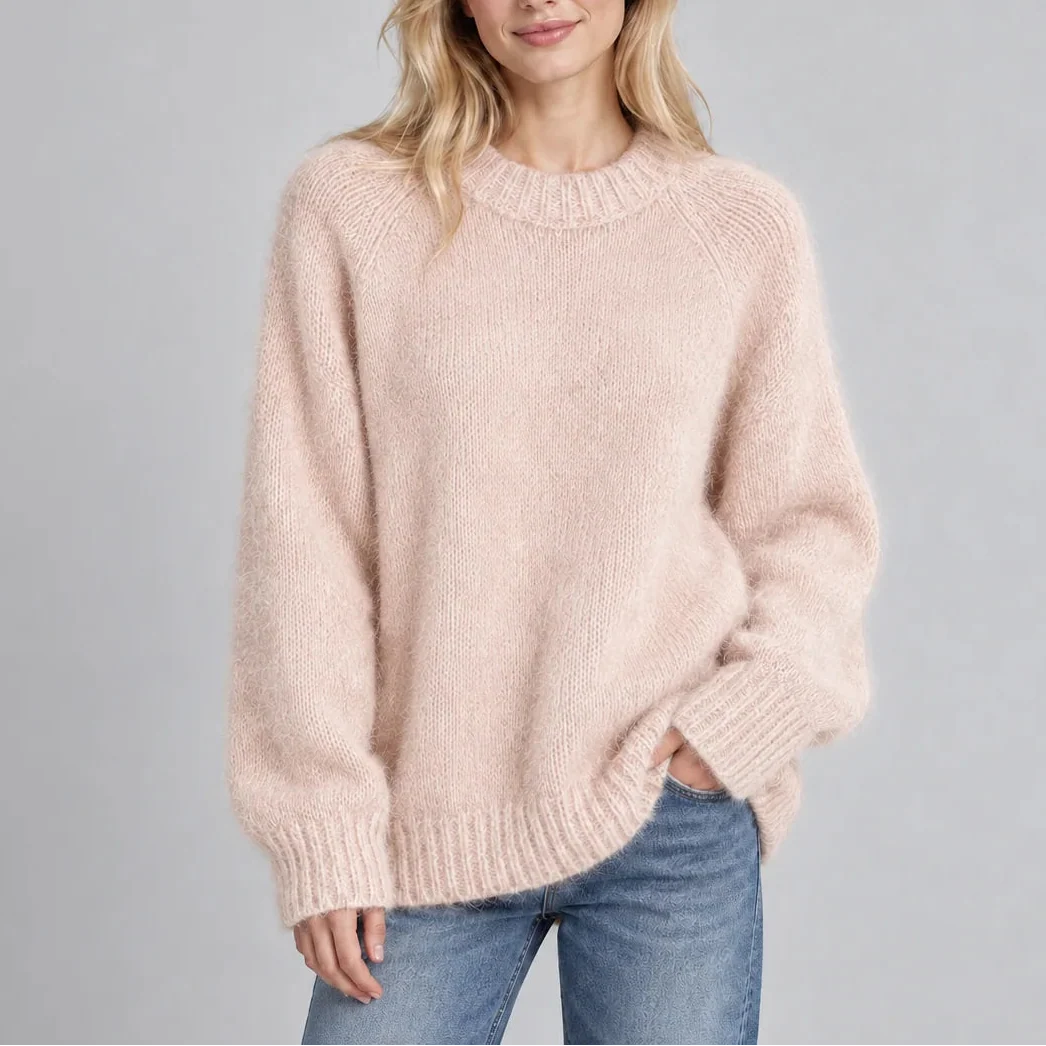 Pull duveteux à col rond et manches raglan — Amielle Paris