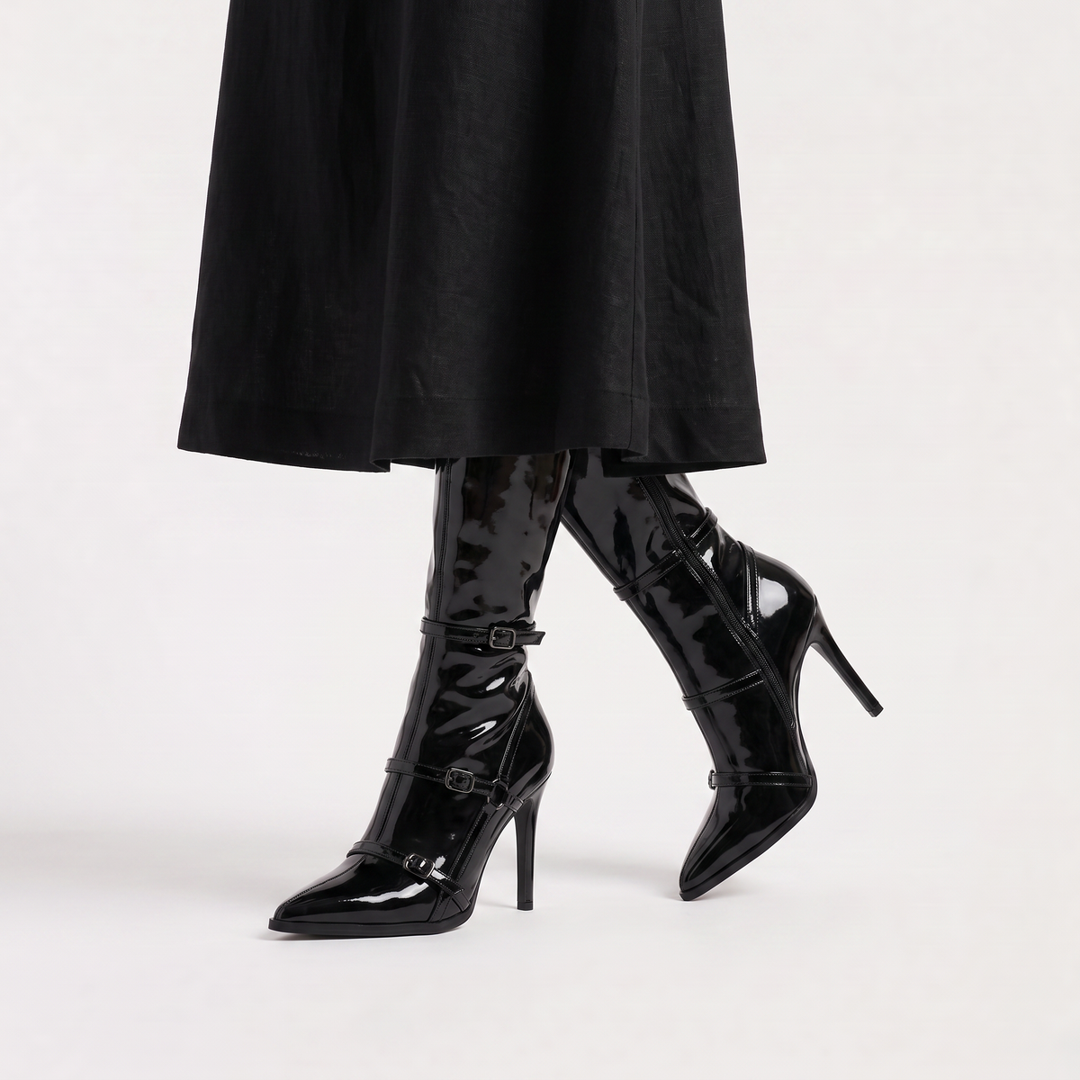 Bottes hautes vernies à brides et talon aiguille — Amielle Paris — vue 4