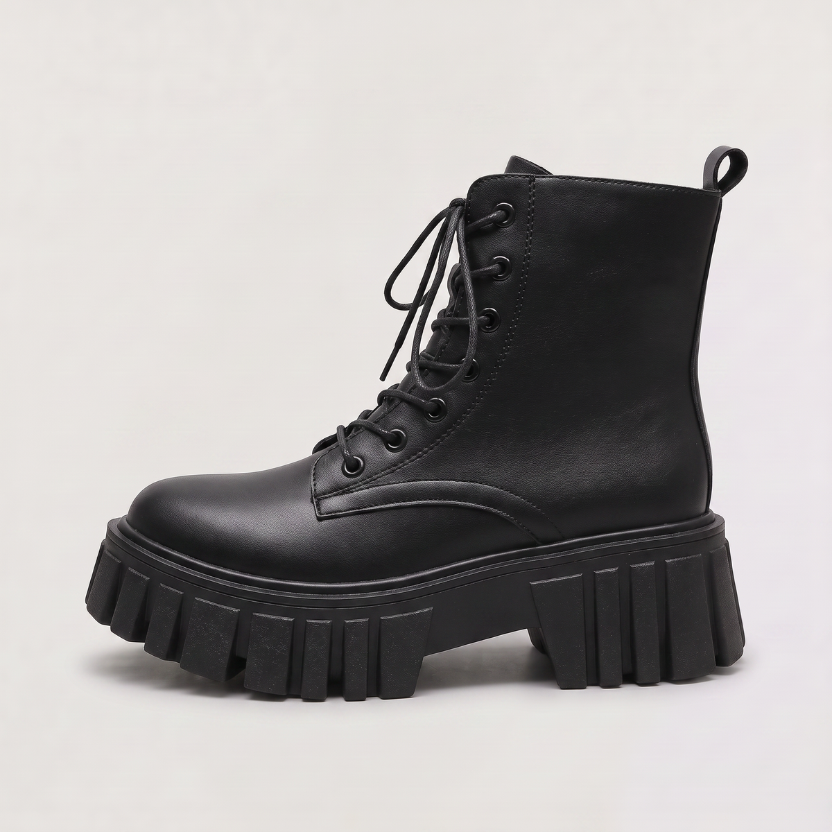 Bottines à lacets et plateforme crantée — Amielle Paris — vue 6