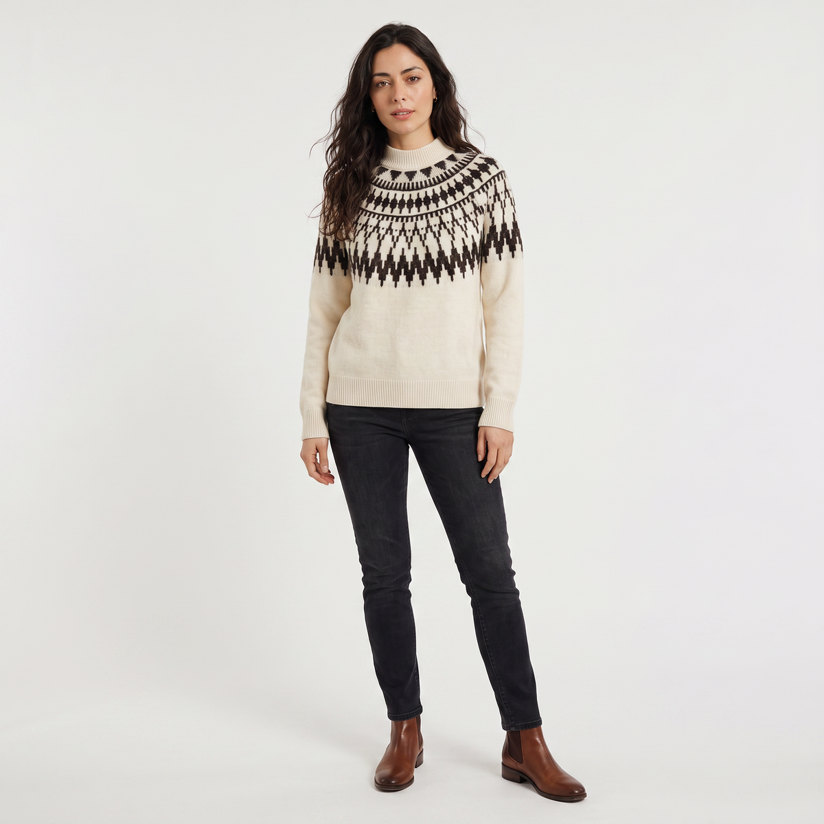 Pull à col montant et empiècement jacquard nordique — Amielle Paris — vue 7
