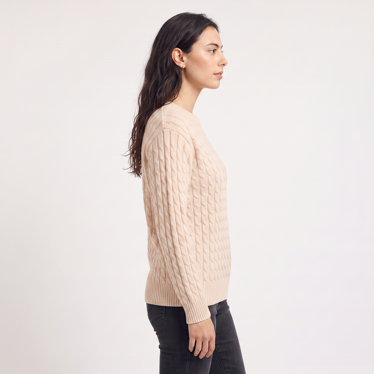 Pull ample en laine à torsades — Amielle Paris — vue 4