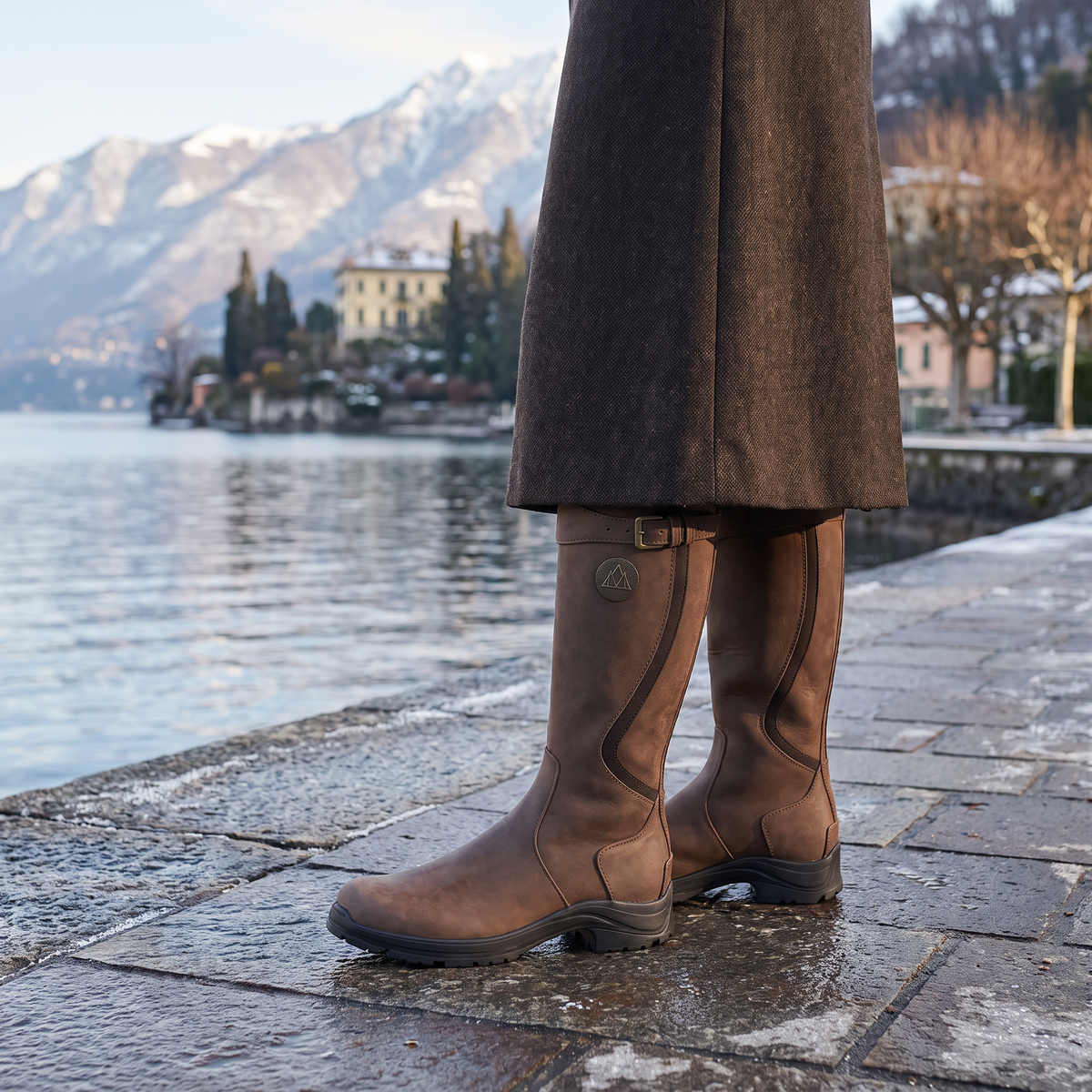 Bottes cavalières à boucle et semelle crantée — Amielle Paris — vue 2