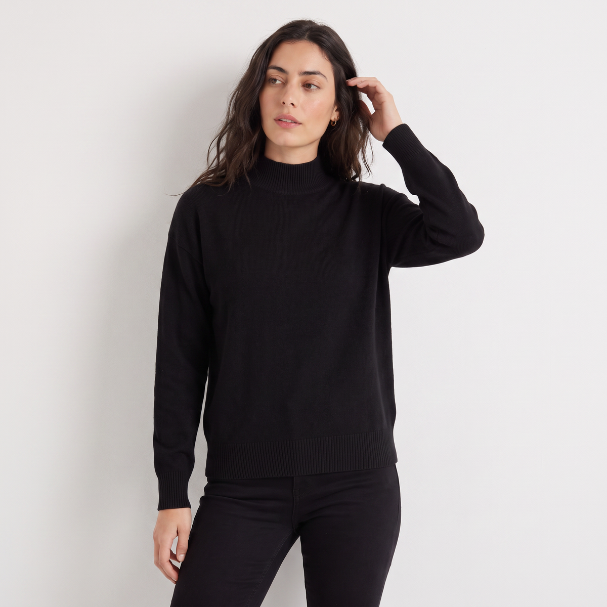 Pull en maille fine à col montant — Amielle Paris — vue 9