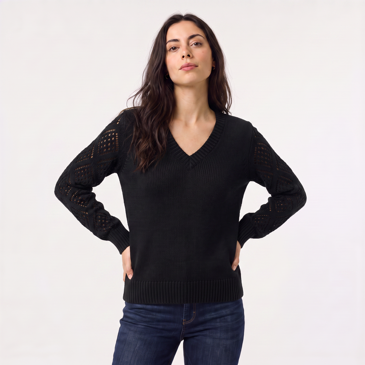 Pull col V à manches ajourées — Amielle Paris — vue 15