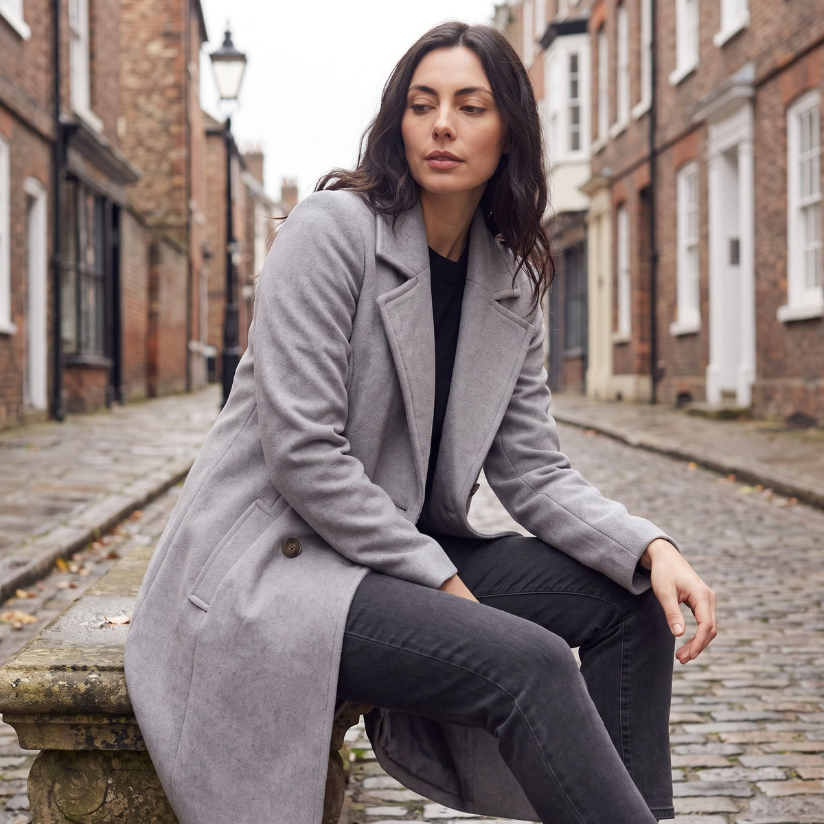 Manteau croisé mi-cuisse en laine mélangée — Amielle Paris — vue 2