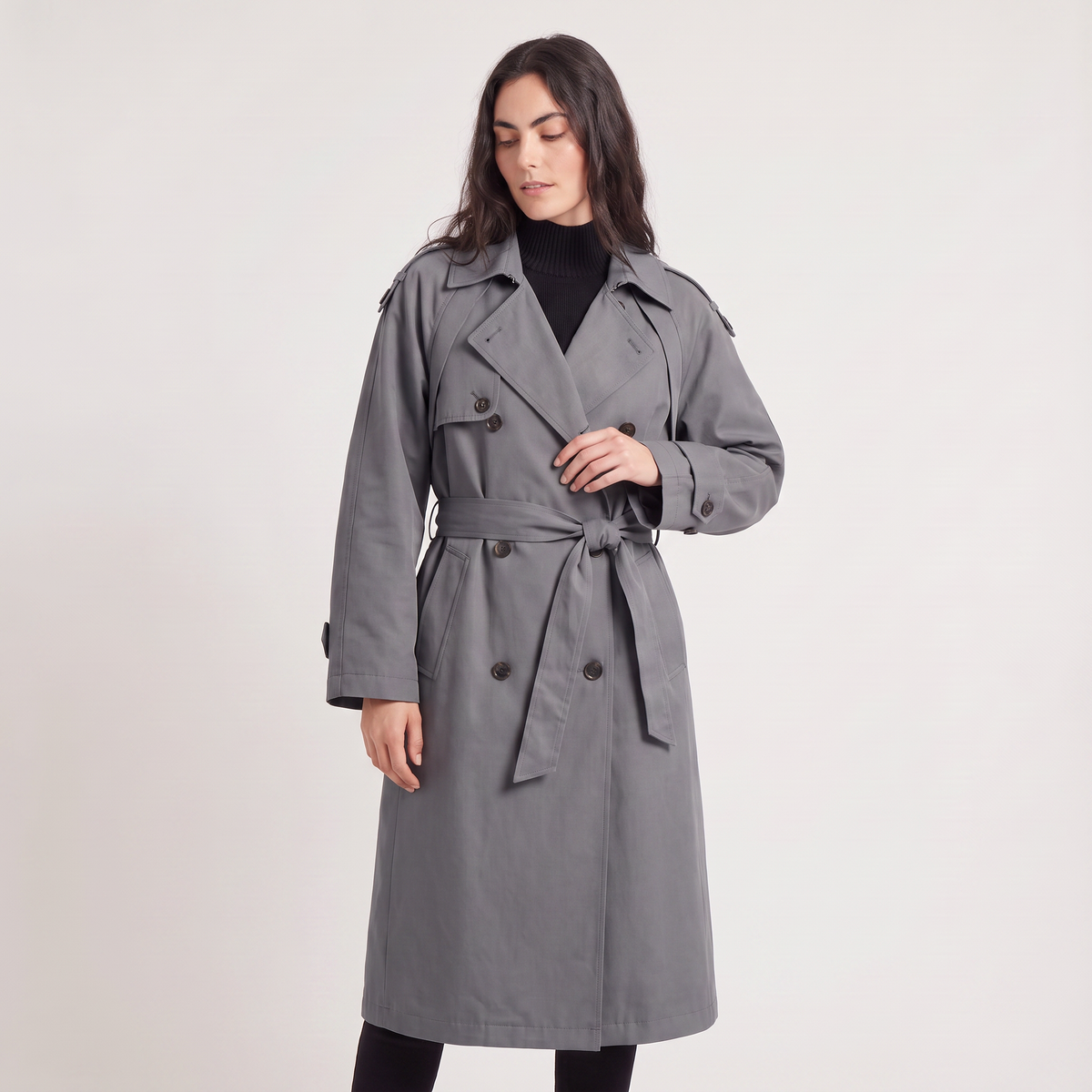 Trench ample en coton croisé et ceinturé — Amielle Paris — vue 8