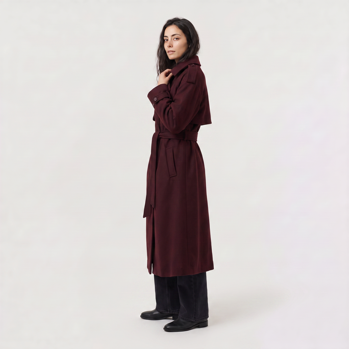 Manteau long ceinturé en laine et coton — Amielle Paris — vue 5