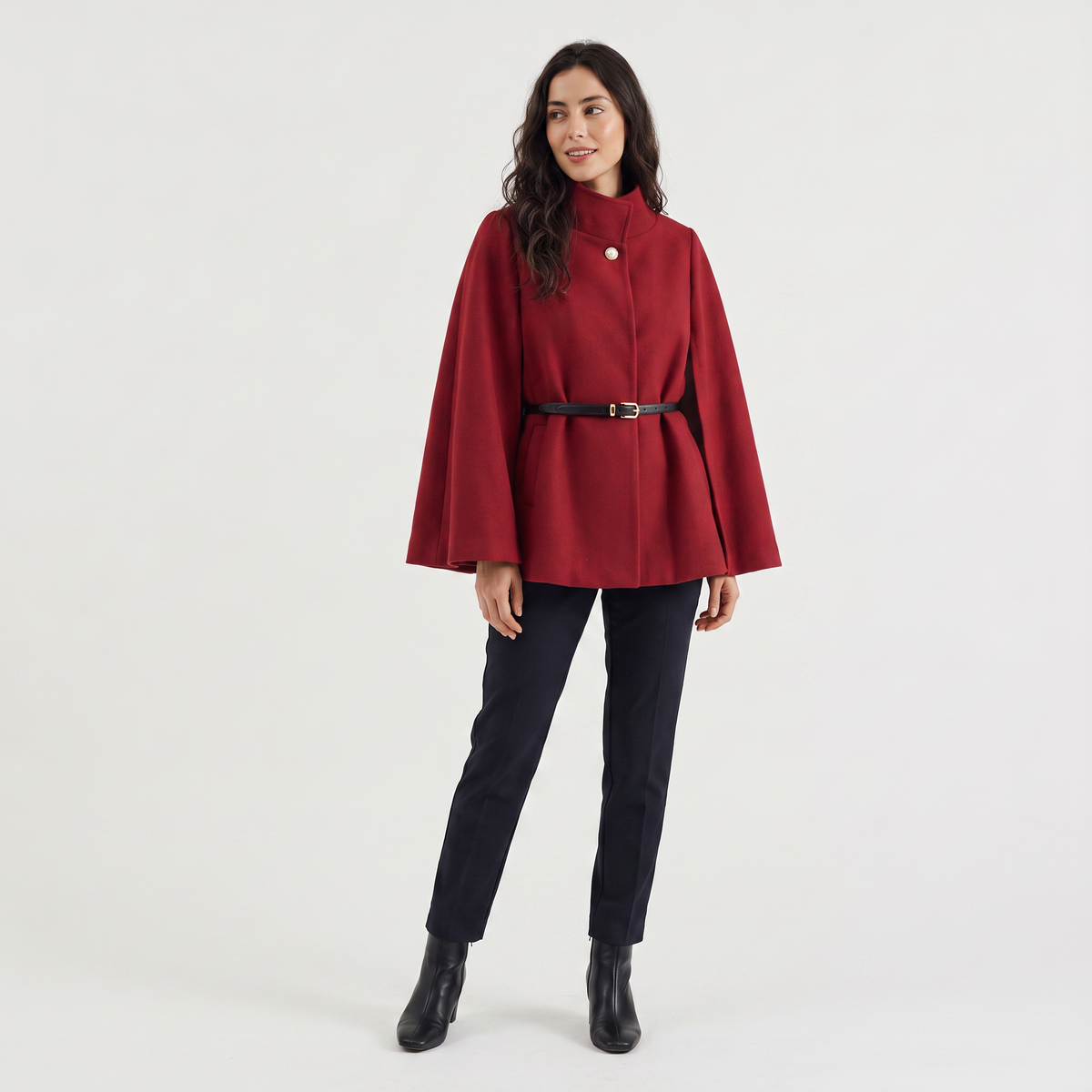 Manteau cape ceinturé à manches chauve-souris — Amielle Paris — vue 5