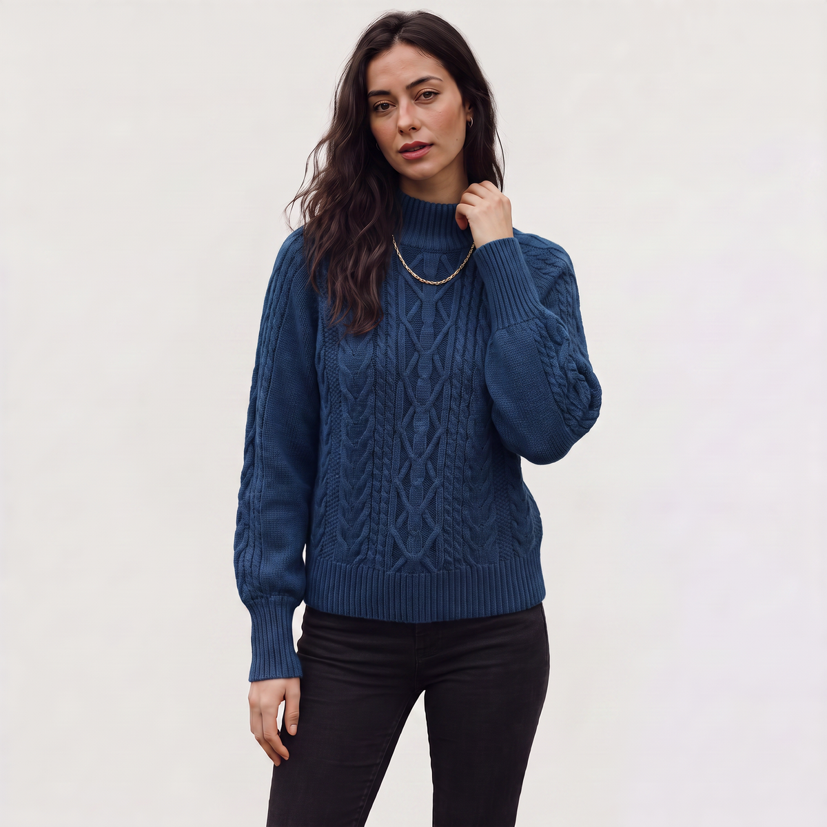 Pull torsadé à petit col montant et manches raglan — Amielle Paris — vue 8