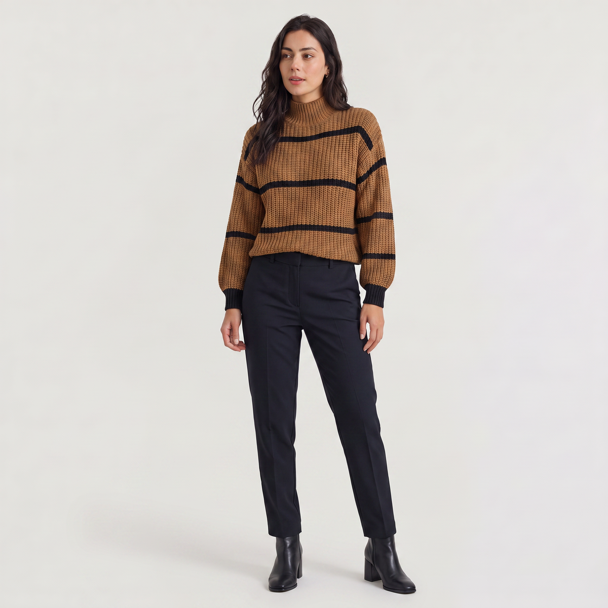 Pull rayé à col montant et manches lanternes — Amielle Paris — vue 3