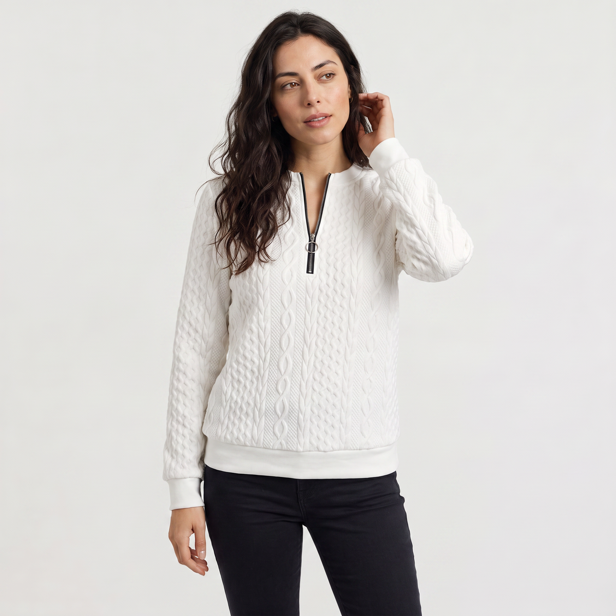 Pull ajusté torsadé à encolure zippée — Amielle Paris — vue 1