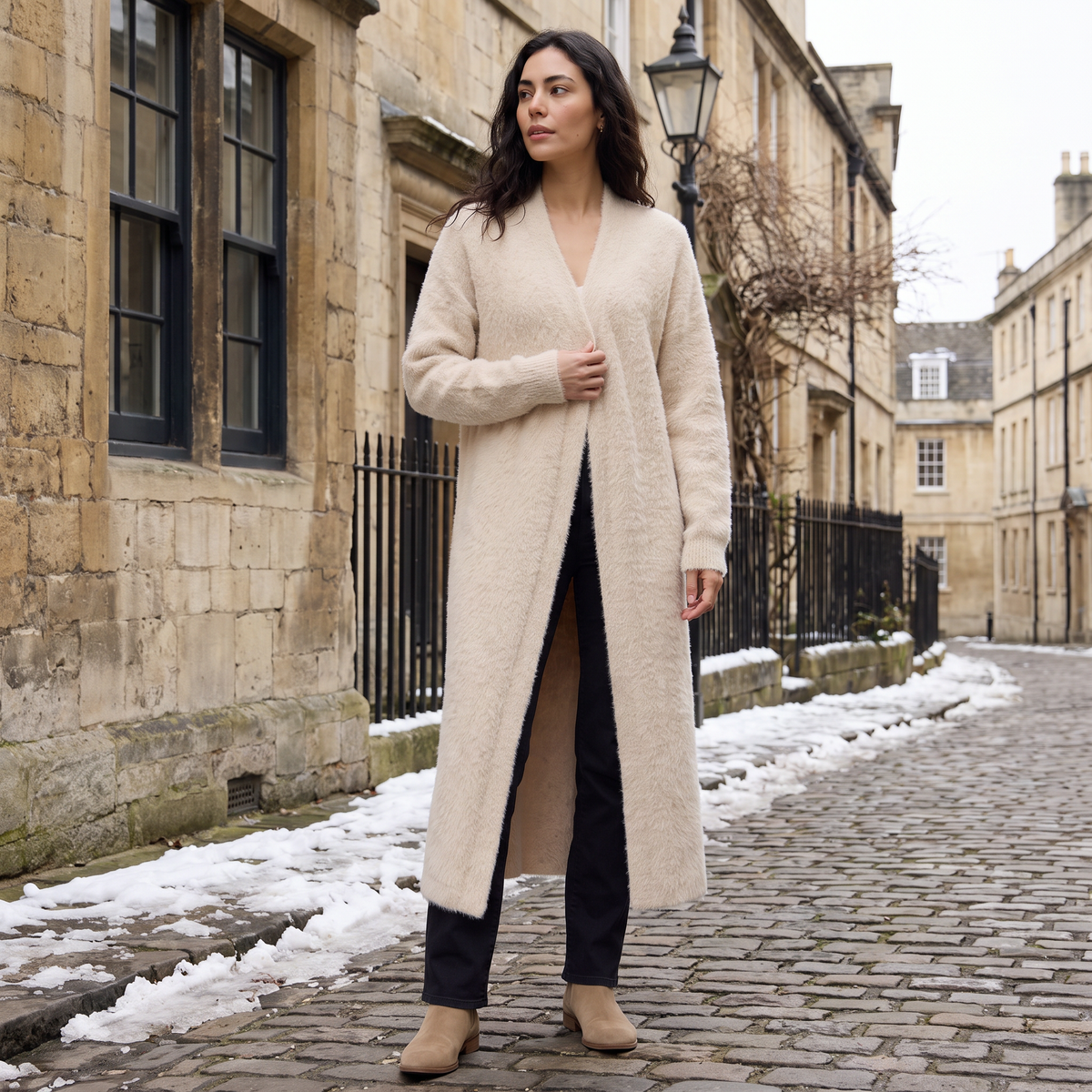 Cardigan très long ouvert en maille duveteuse — Amielle Paris — vue 2
