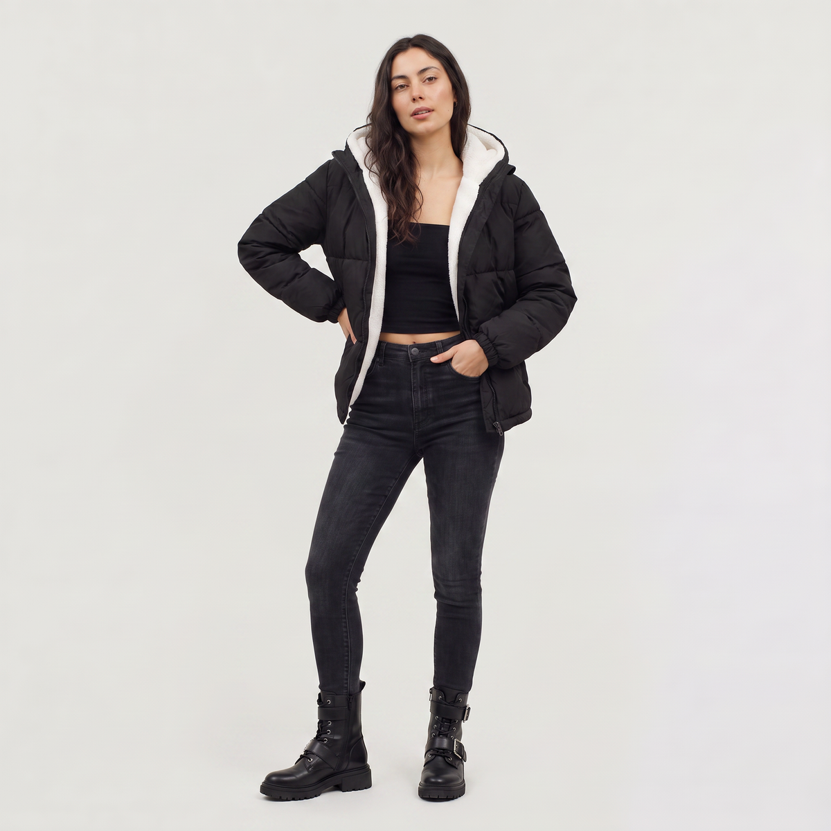 Doudoune à capuche doublée de polaire sherpa — Amielle Paris — vue 5