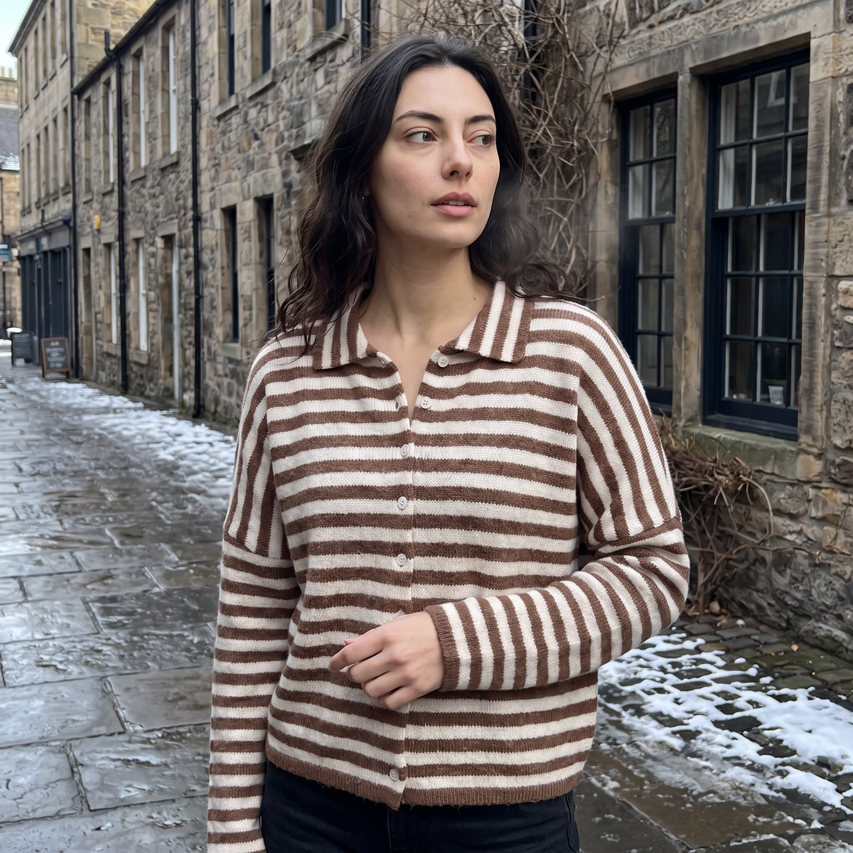 Cardigan rayé ample à col et boutons — Amielle Paris — vue 2