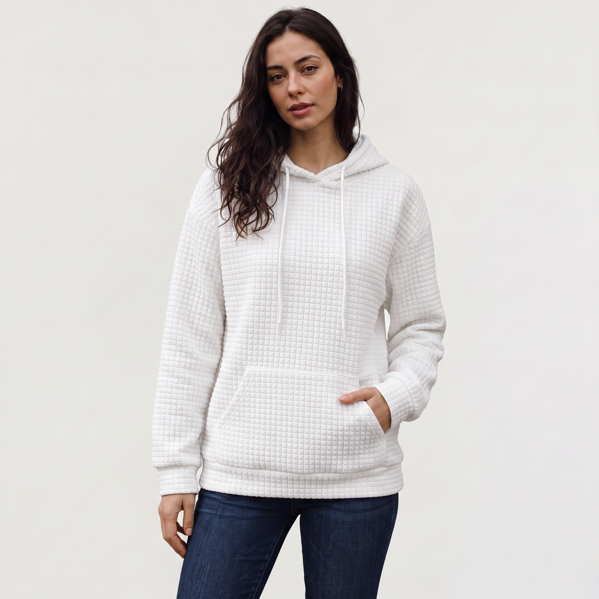 Sweat matelassé à capuche et poche kangourou — Amielle Paris — vue 11