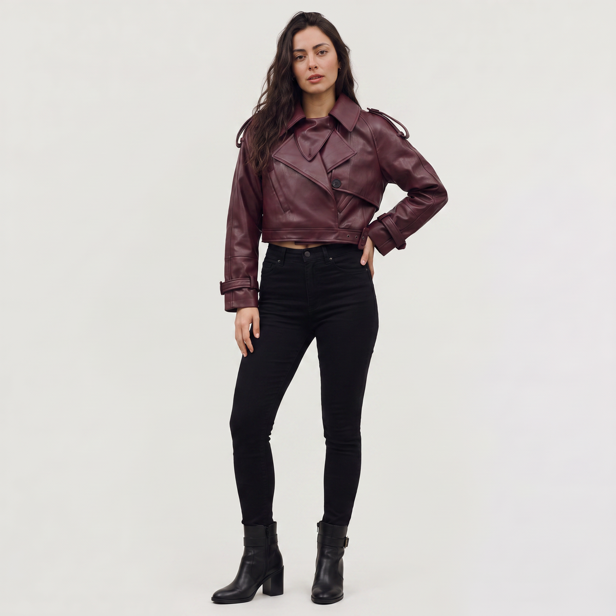 Trench court croisé en cuir avec ceinture — Amielle Paris — vue 5
