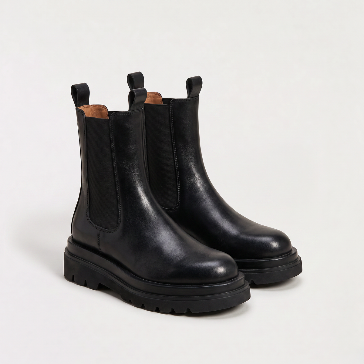 Bottines Chelsea à plateforme et empiècements élastiqués — Amielle Paris — vue 5