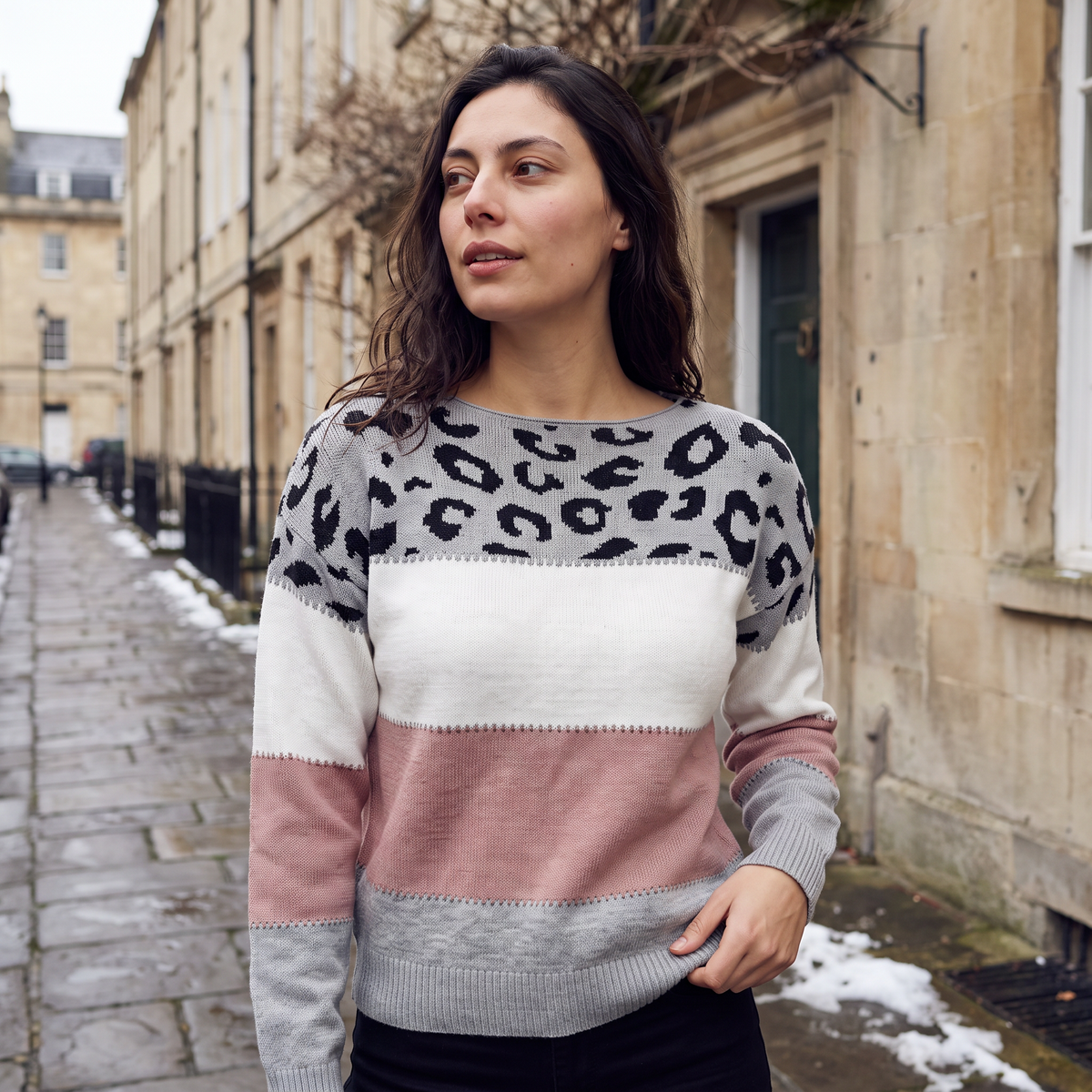 Pull à empiècement léopard et blocs de couleur — Amielle Paris — vue 2
