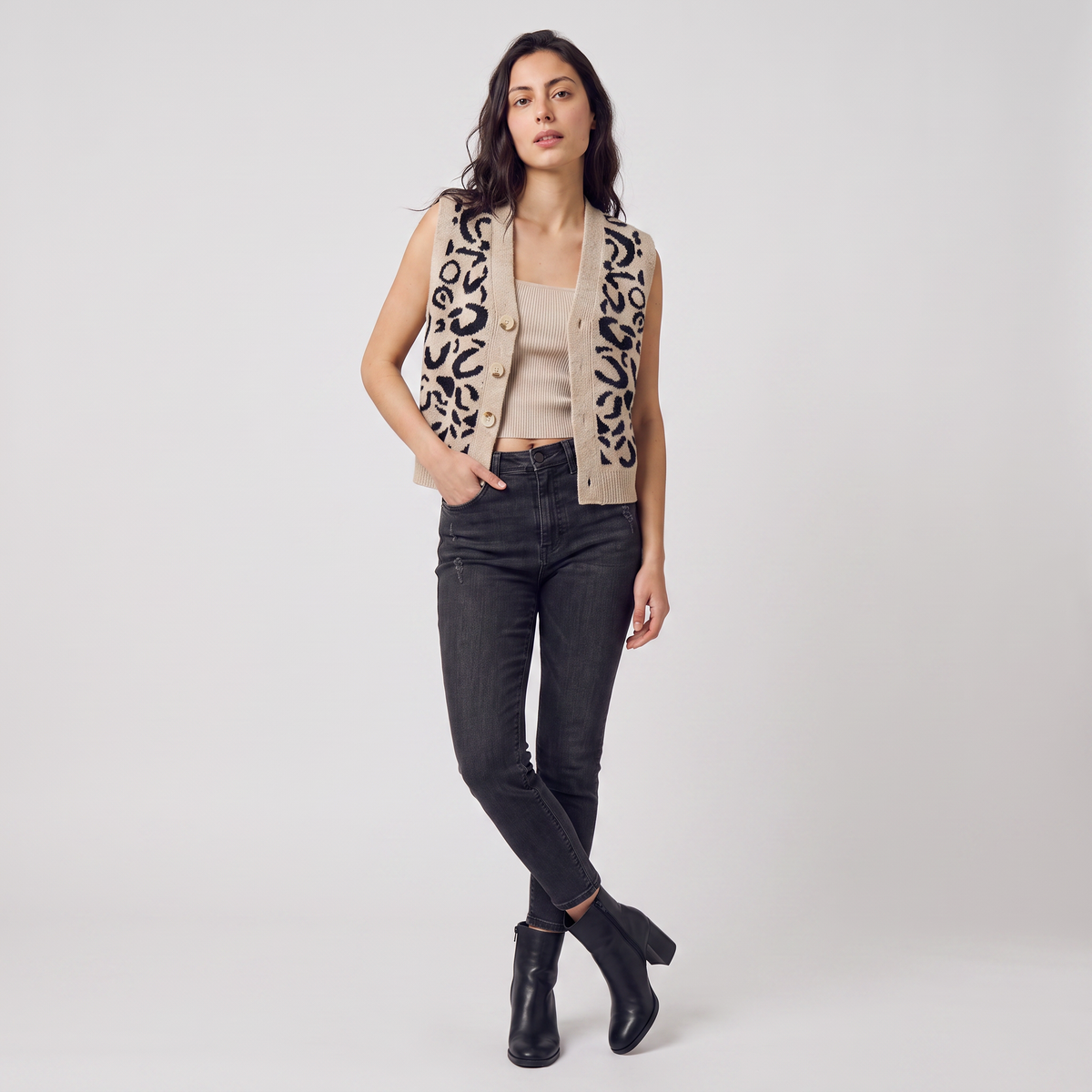 Gilet en maille sans manches à motifs contrastés — Amielle Paris — vue 3
