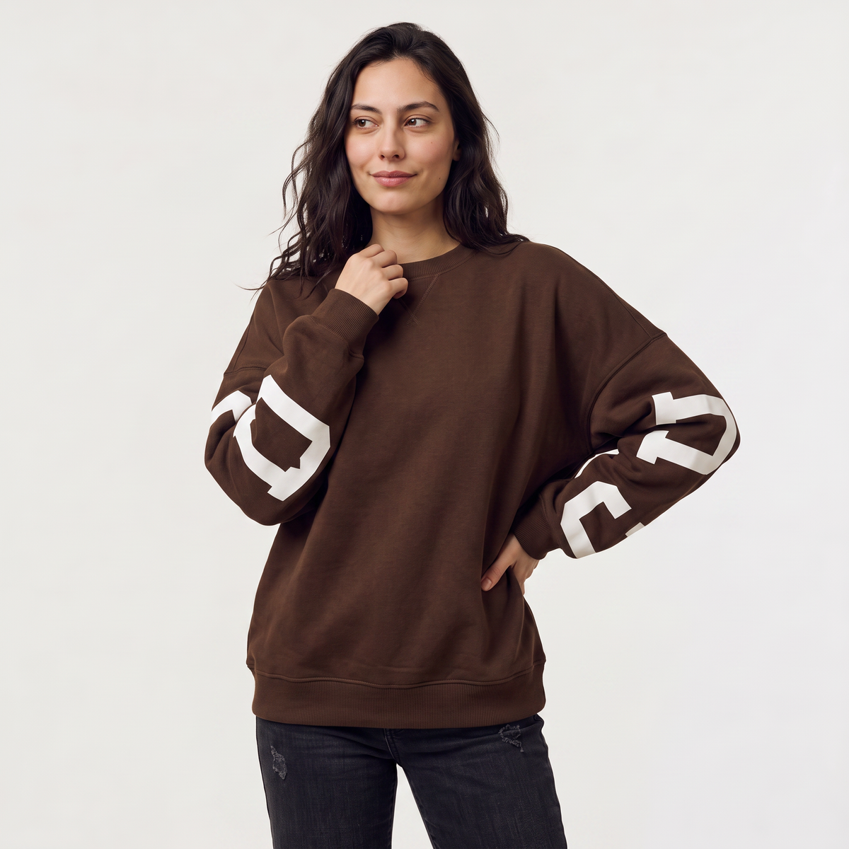 Sweat ample à imprimés universitaires — Amielle Paris — vue 9
