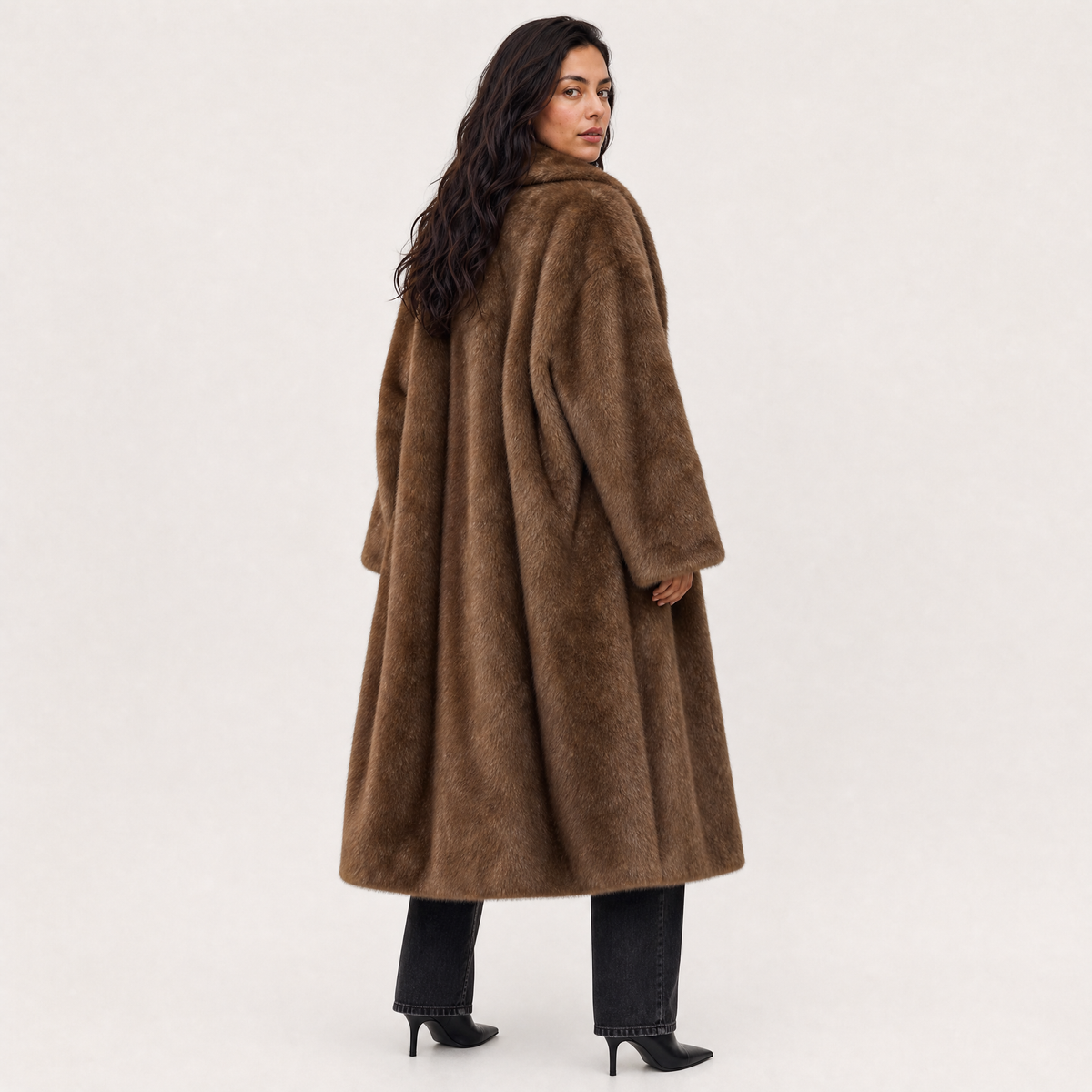 Manteau long ouvert en fausse fourrure — Amielle Paris — vue 5