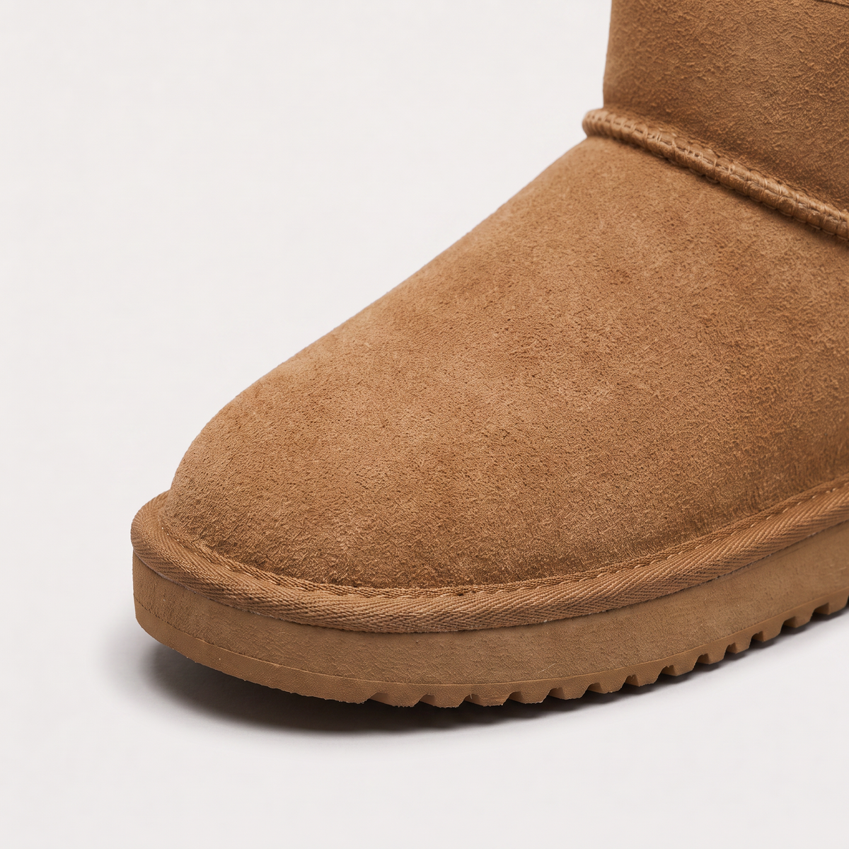Bottines en daim doublées de peau lainée — Amielle Paris — vue 4