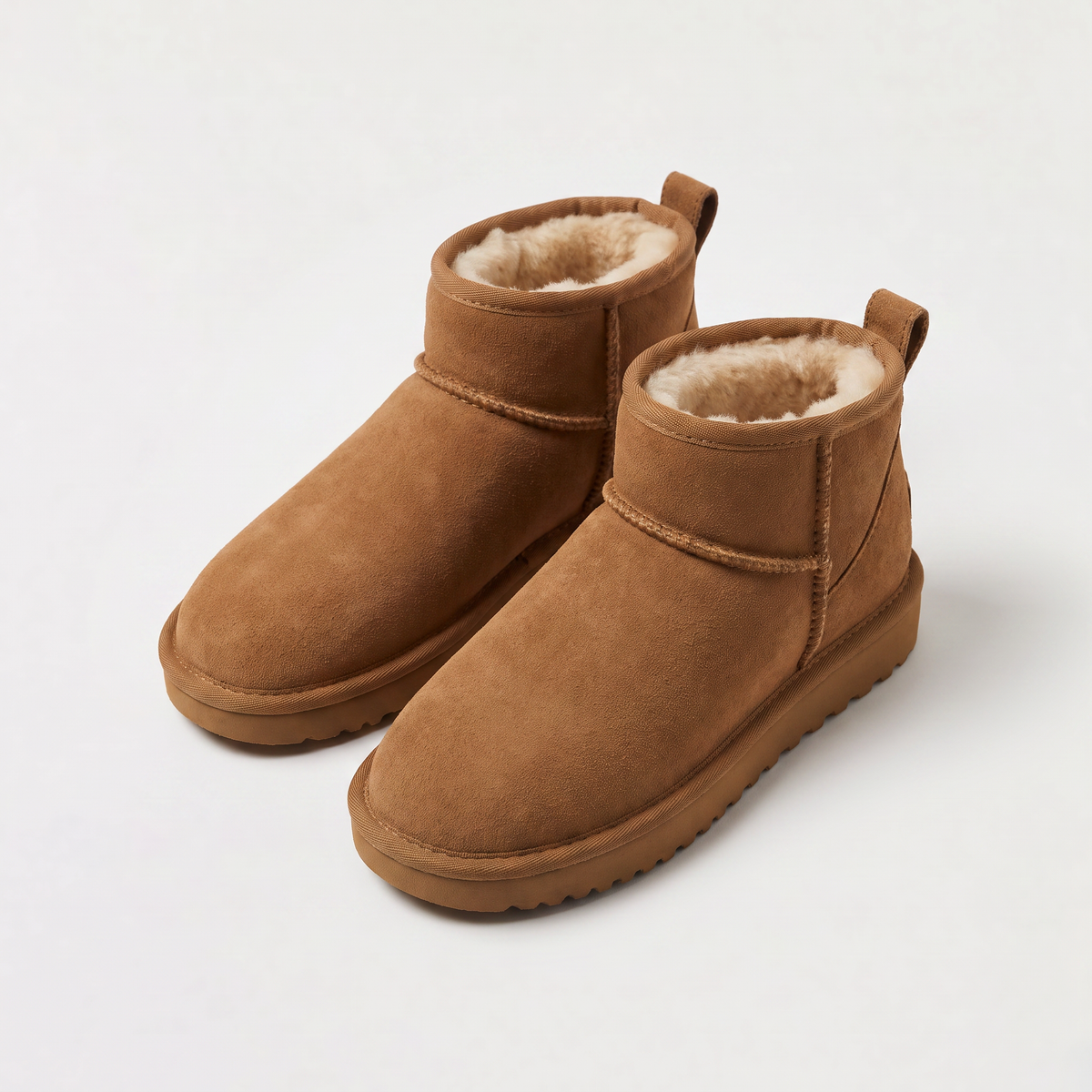 Bottines en daim doublées de peau lainée — Amielle Paris — vue 5