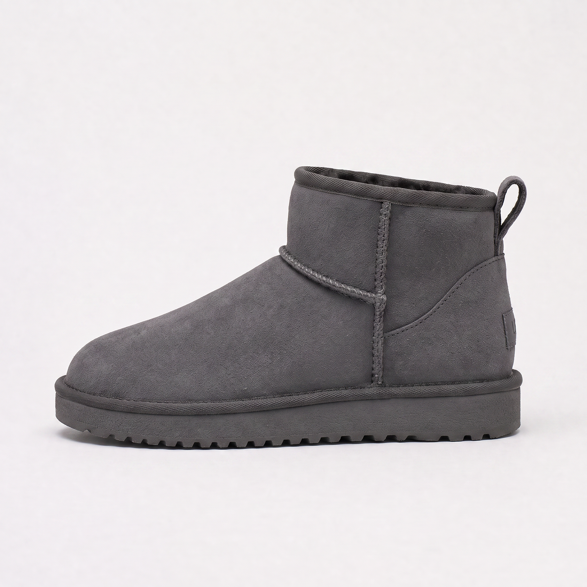 Bottines en daim doublées de peau lainée — Amielle Paris — vue 7