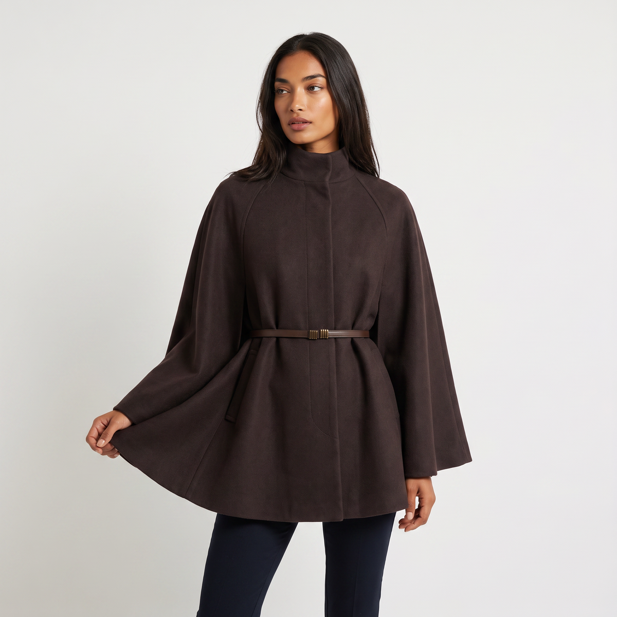 Poncho long en maille avec ceinture amovible — Amielle Paris — vue 1