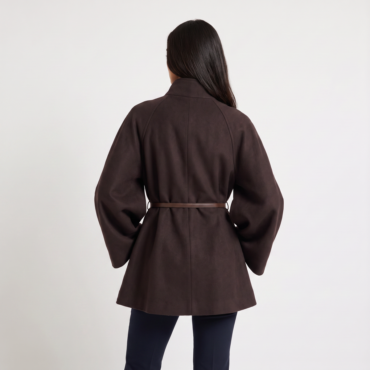 Poncho long en maille avec ceinture amovible — Amielle Paris — vue 3