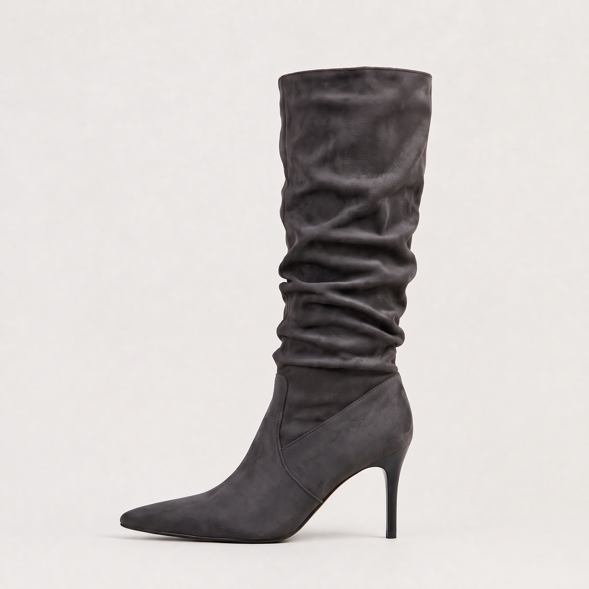 Bottes hautes plissées à bout pointu et talon fin — Amielle Paris — vue 6