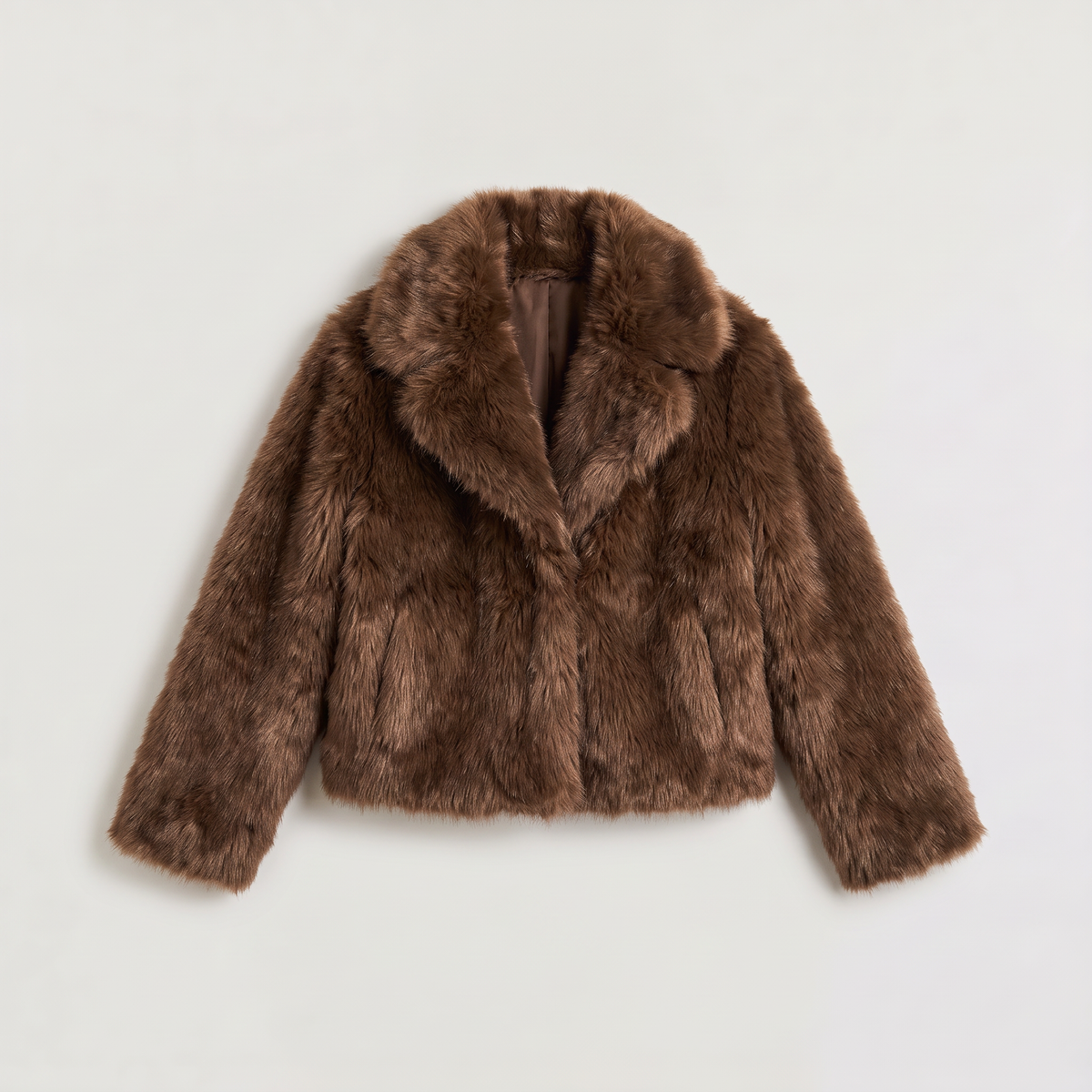 Veste ample en fausse fourrure à longs poils — Amielle Paris — vue 7