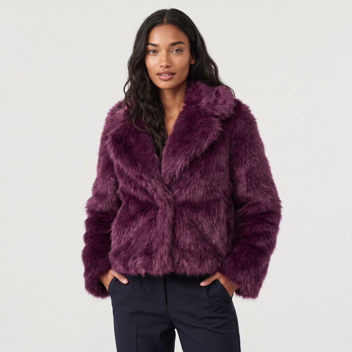 Veste ample en fausse fourrure à longs poils — Amielle Paris — vue 9
