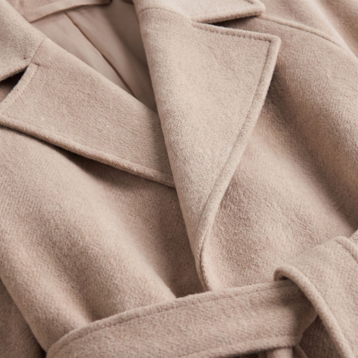 Manteau portefeuille mi-mollet à larges revers — Amielle Paris — vue 6