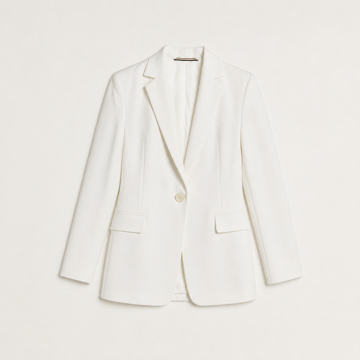 Blazer blanc cintré à revers et bouton unique — Amielle Paris — vue 6